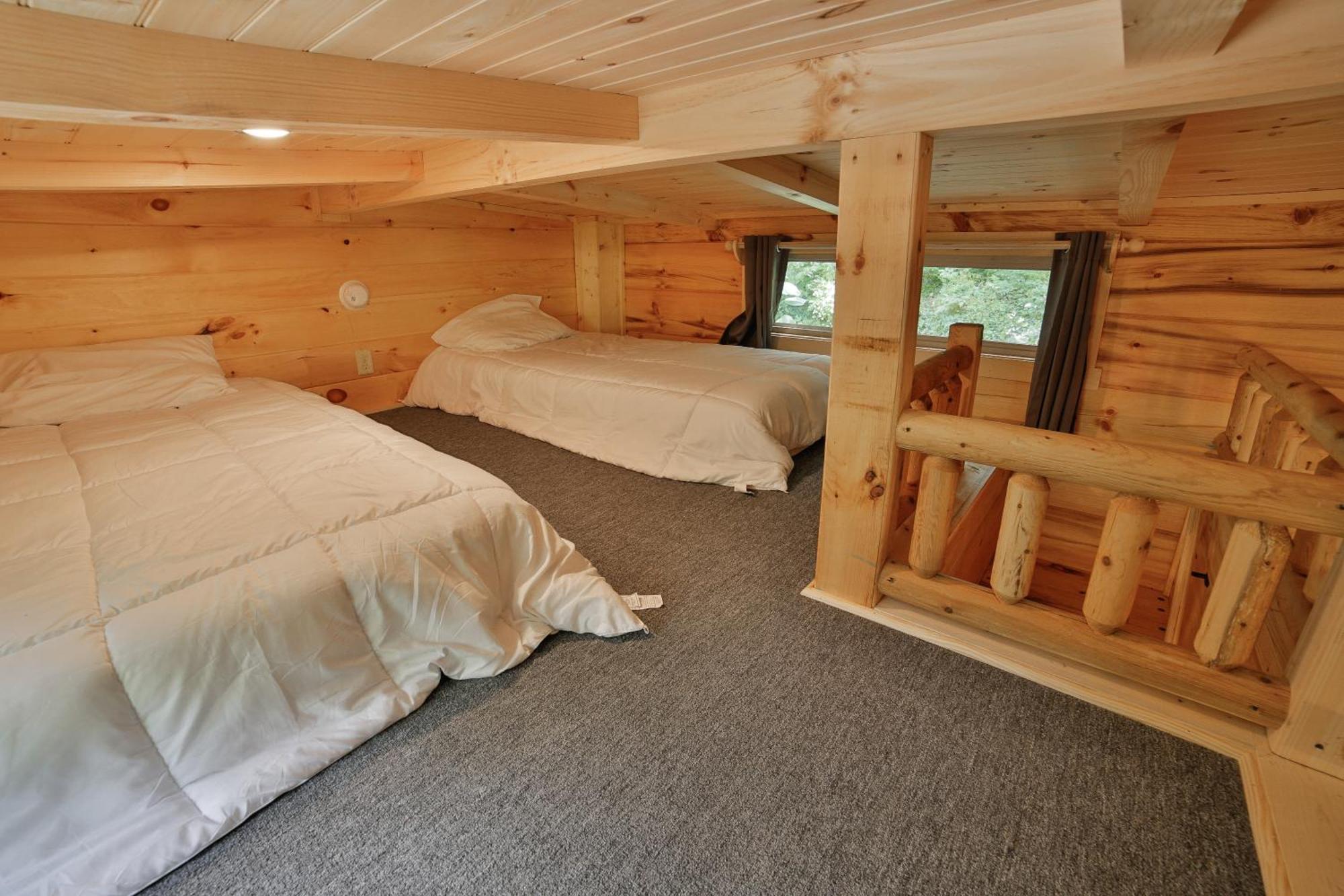 Ryon Tiny City-side Rustic Retreat Hébergement de vacances *