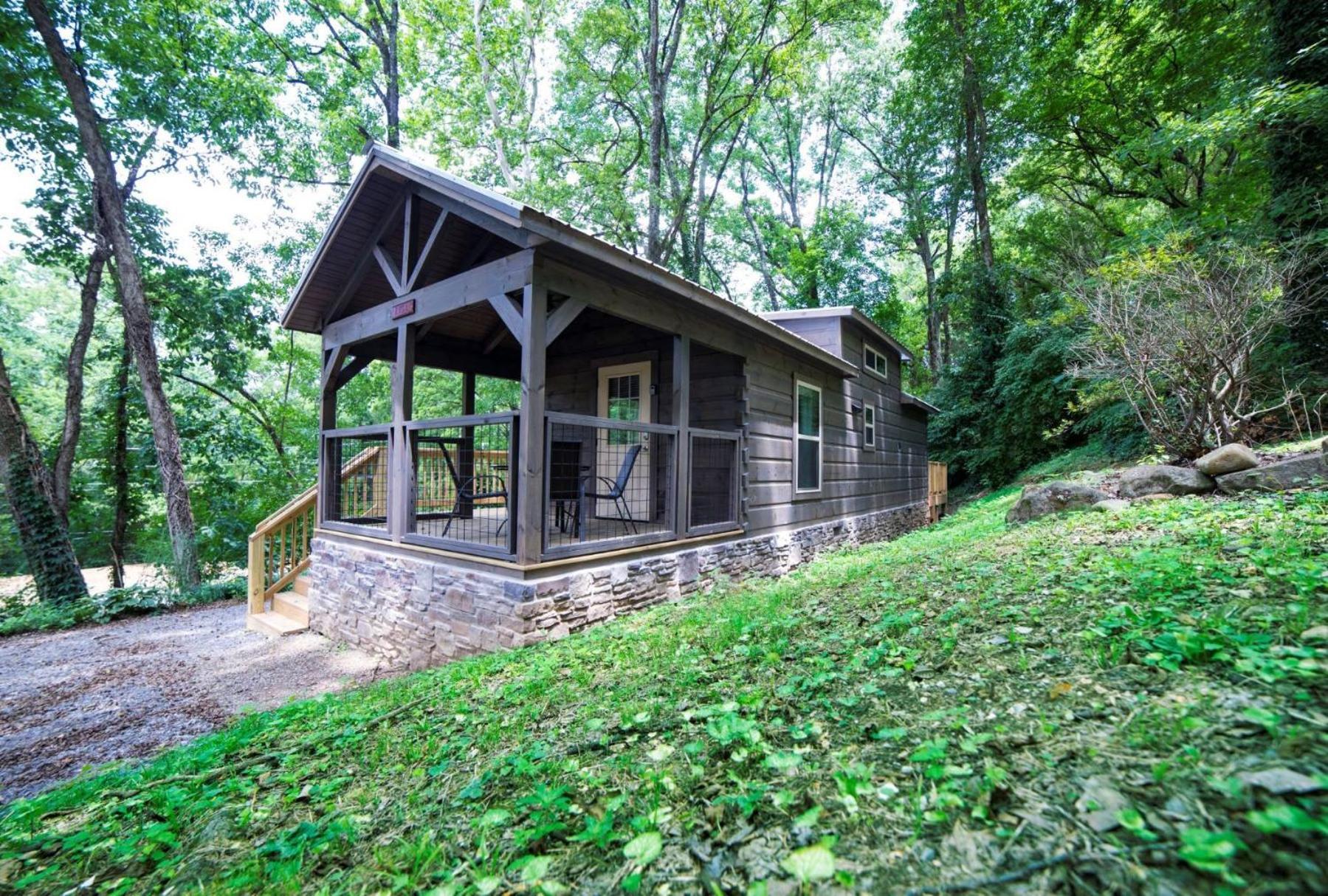 Ryon Tiny City-side Rustic Retreat Hébergement de vacances *